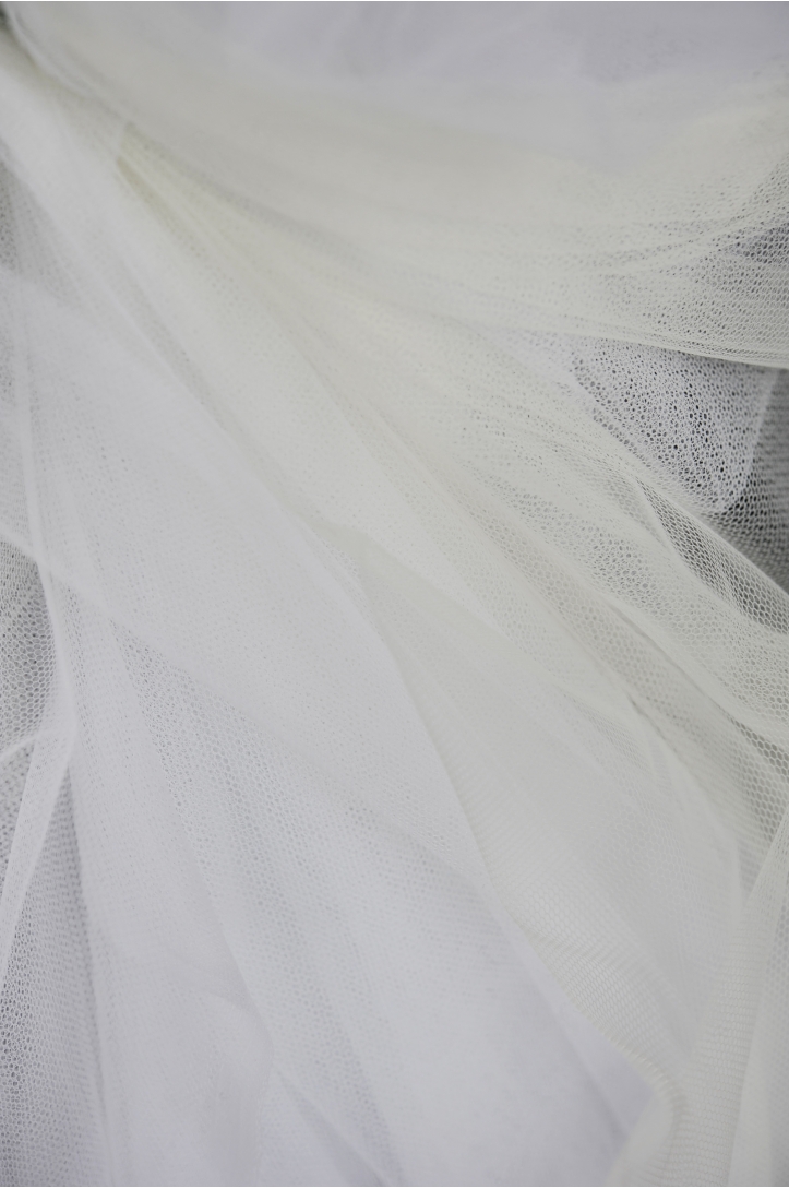  MEDIUM TULLE N44 LACE GROUND
