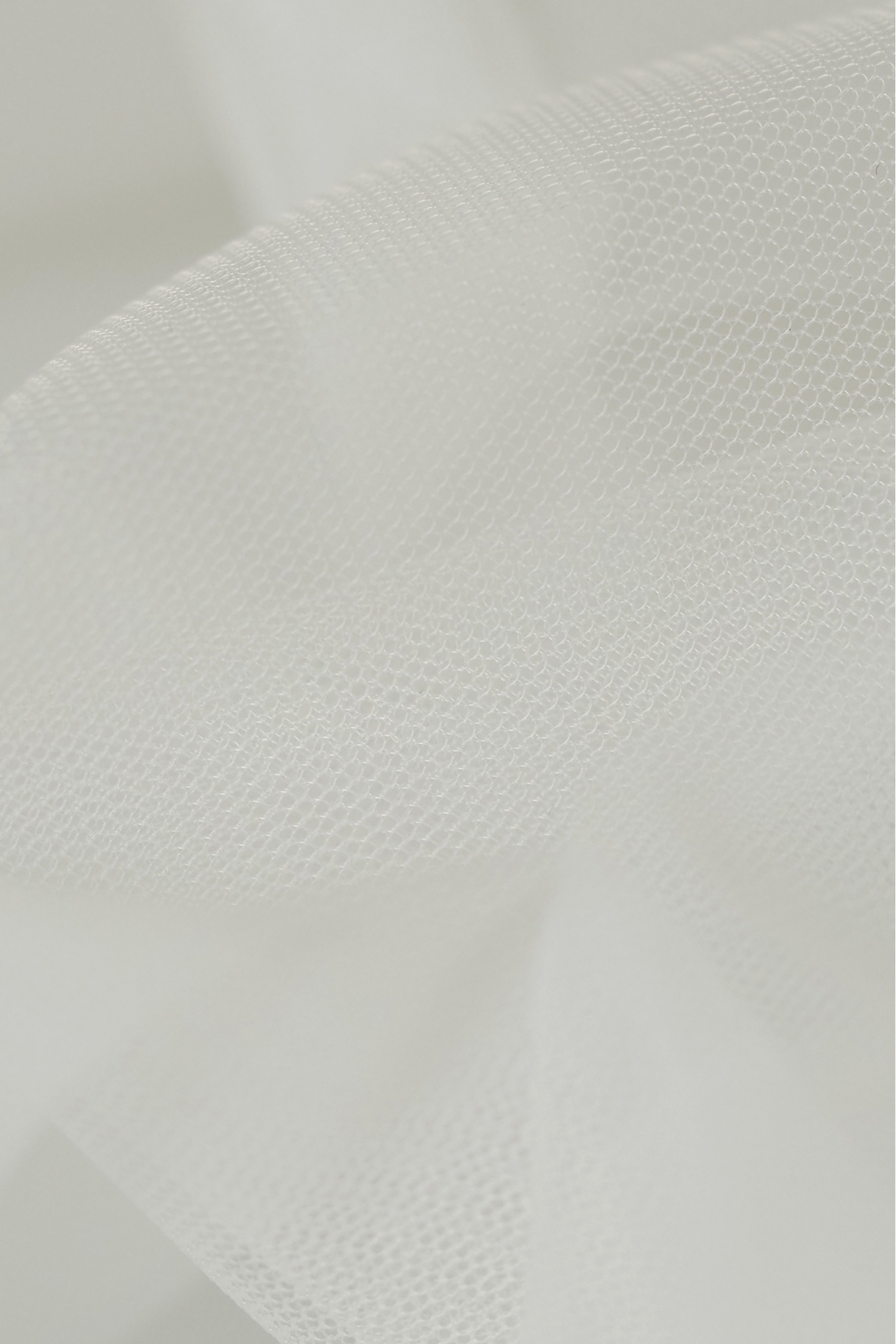 KLEIDERTÜLL AK-TULQUISE