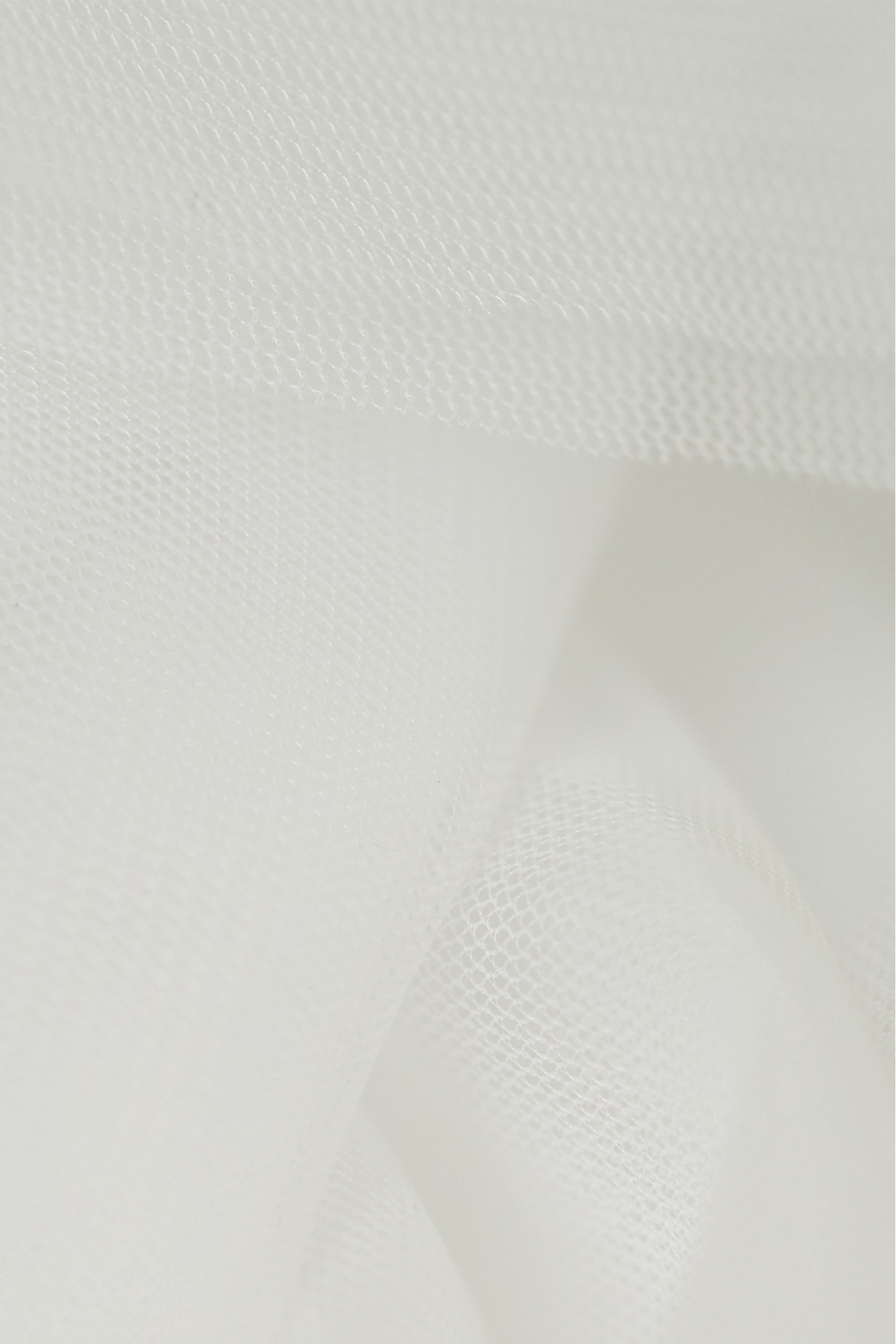 KLEIDERTÜLL AK-TULQUISE