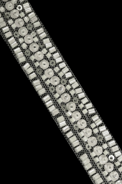 TRIM VL68046