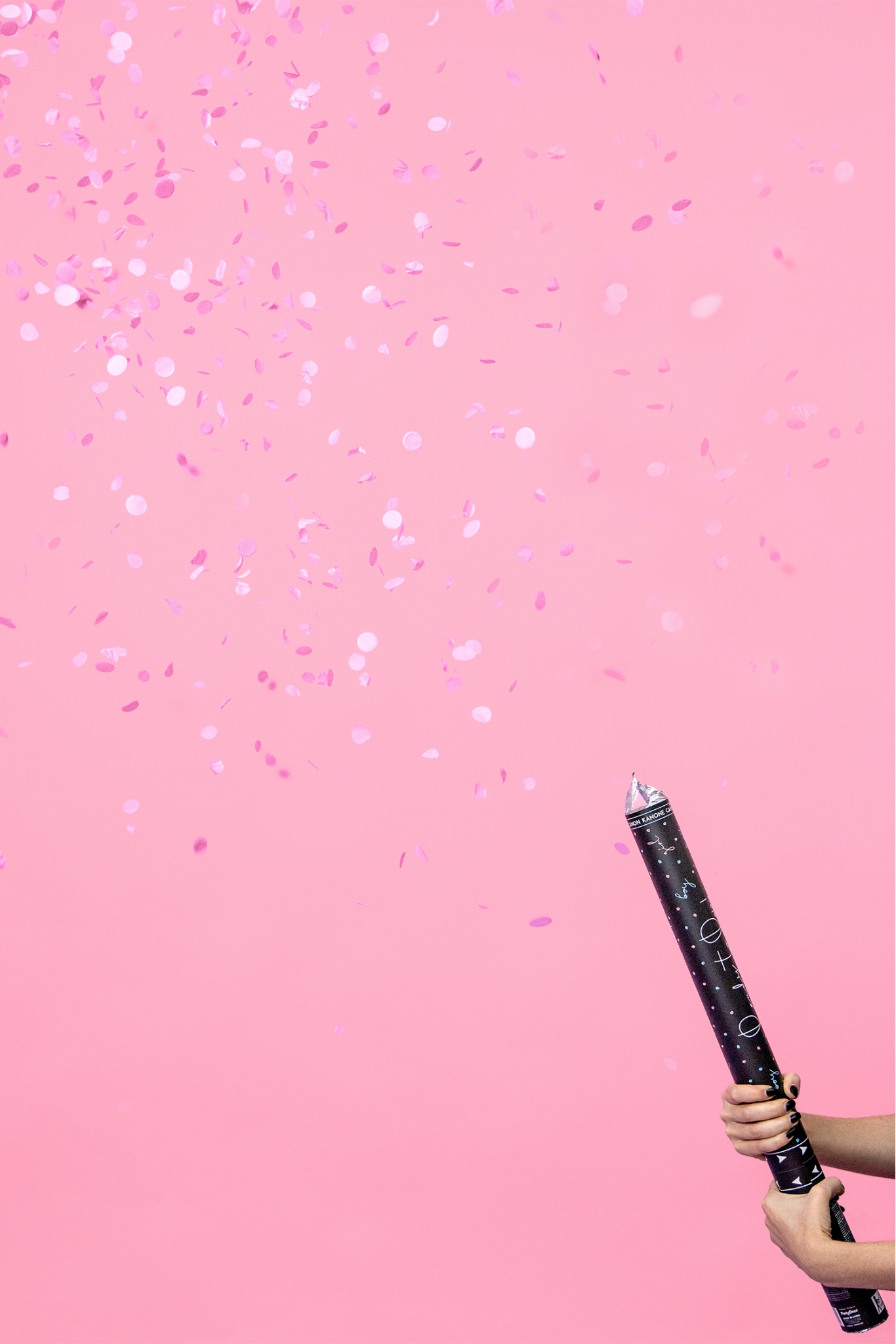 KONFETTIKANONE MIT SEIDENPAPIER-KREISEN IN ROSA 60 CM