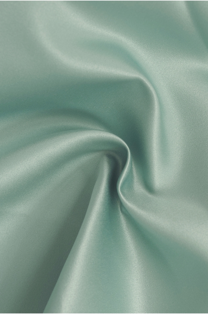 LIGHTWEIGHT SATIN