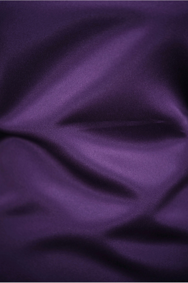 LIGHTWEIGHT SATIN