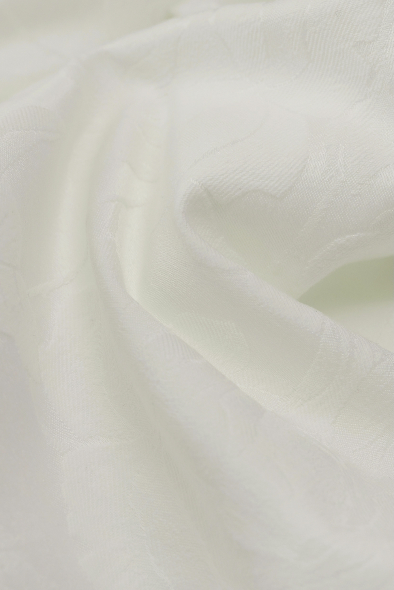 Soft satin with print IT4004560