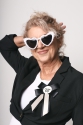 Heart-shaped glasses with pearls