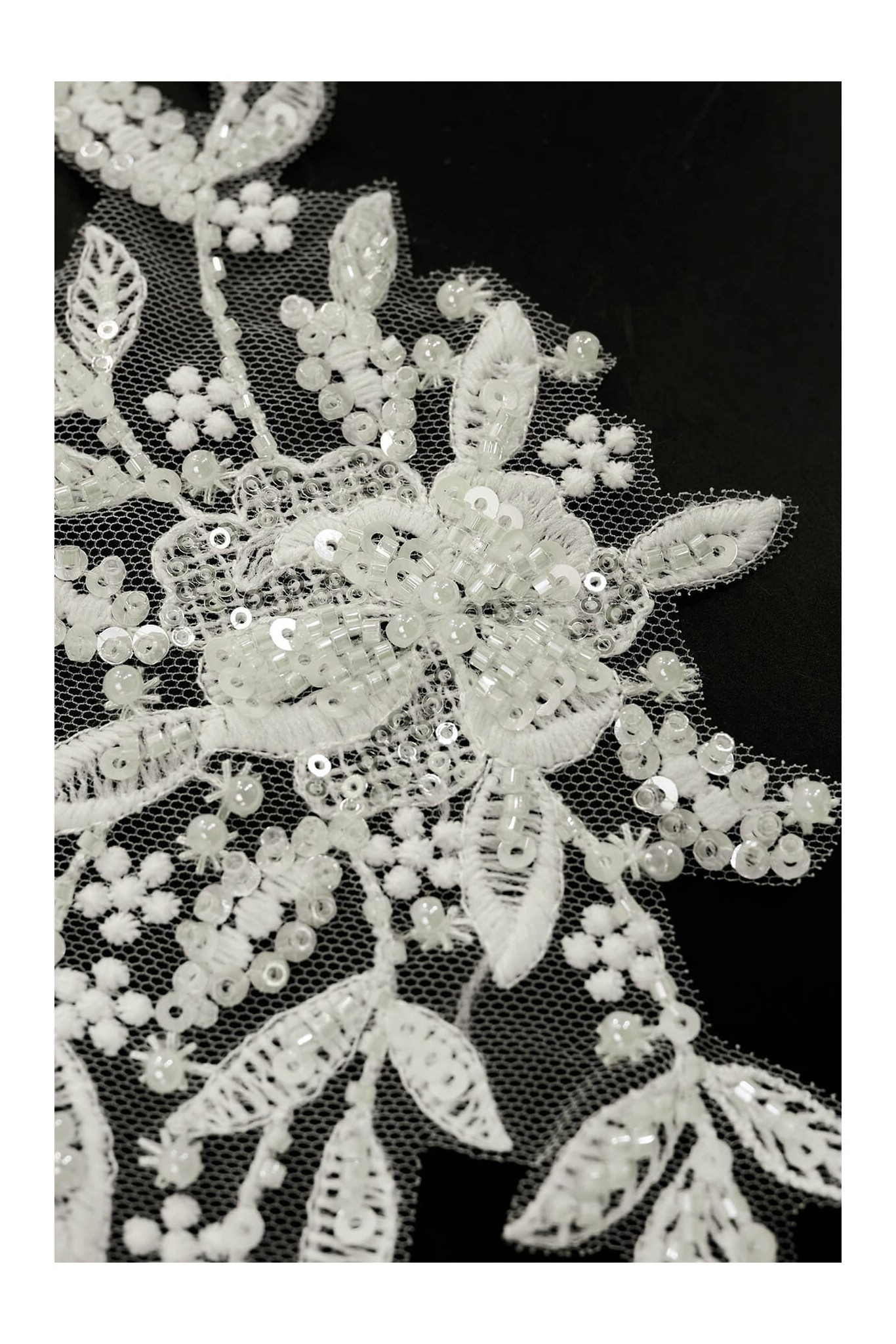 MOTIF VL65199