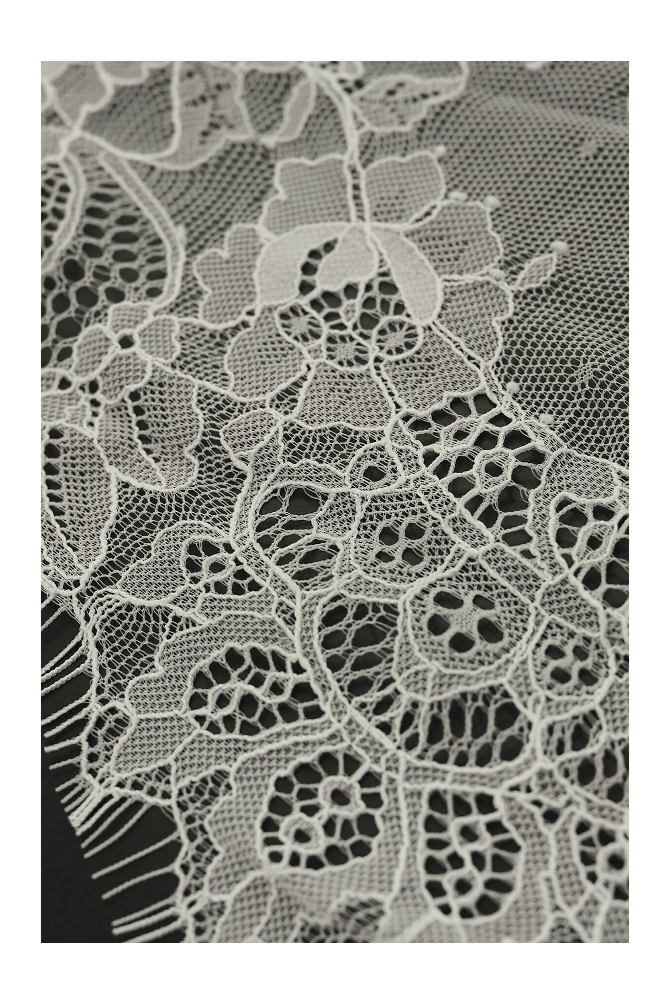 FRENCH TRIM VL85108
