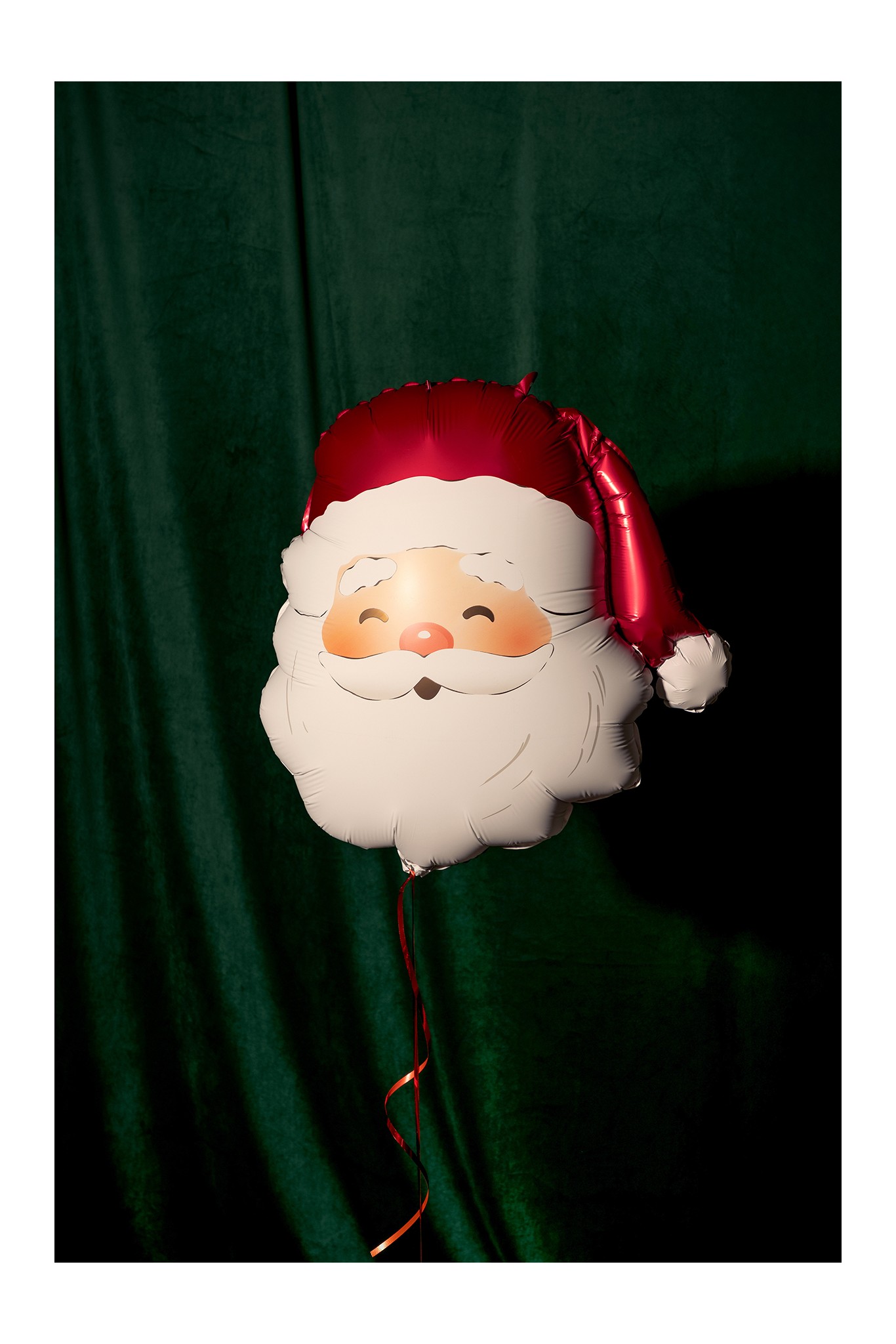Folienballon Weihnachtsmann Satin 42 x 43.5 cm Folienballon Weihnachtsmann Satin 42 x 43.5 cm