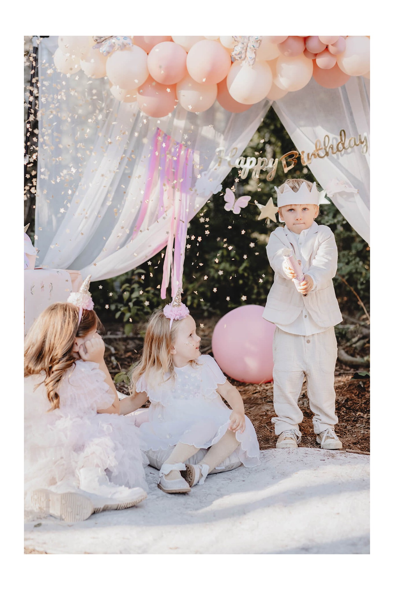 Confetti cannon with golden stars, 20 cm