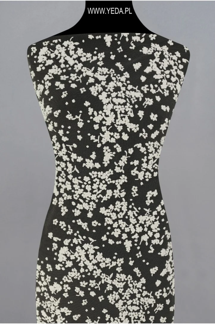 ER2622 PUFFY DIAMOND