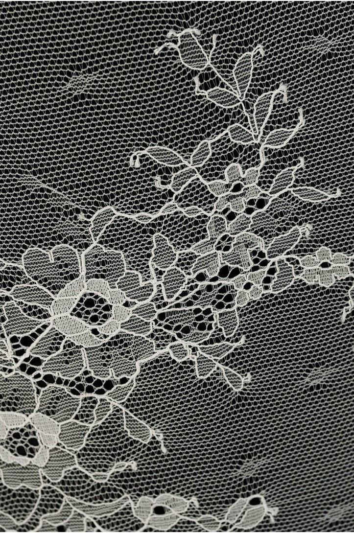 FRENCH LACE 8040