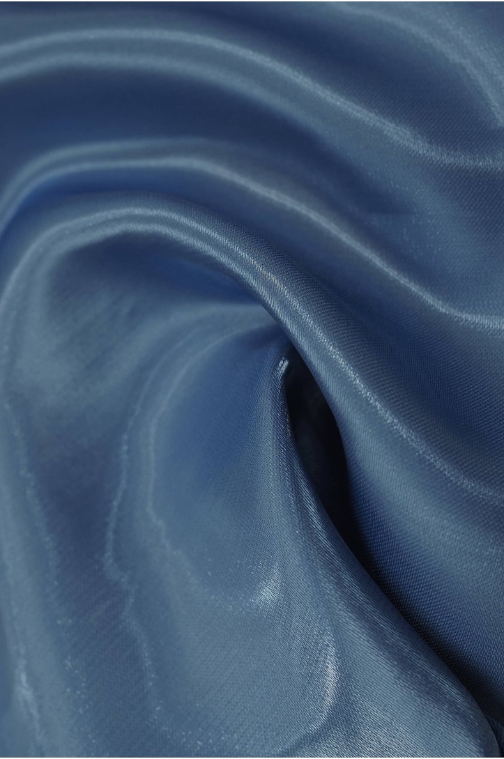 Probe GLÄNZENDER SATIN ALA BELLUCI