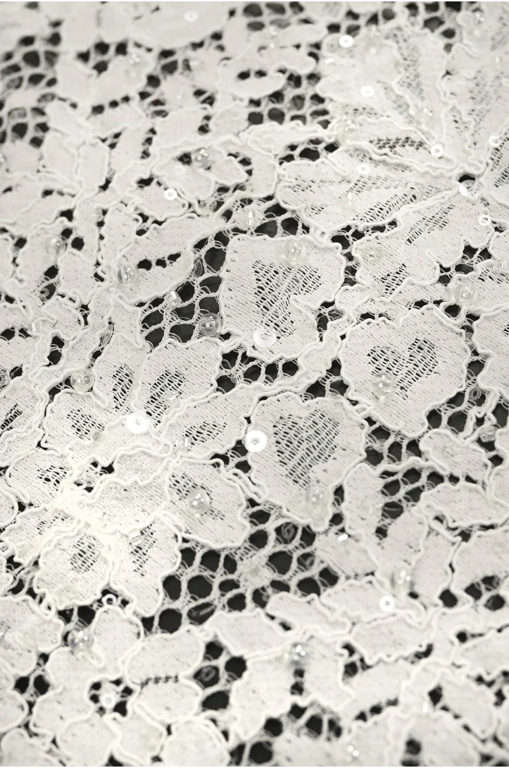 FRENCH LACE VL1947